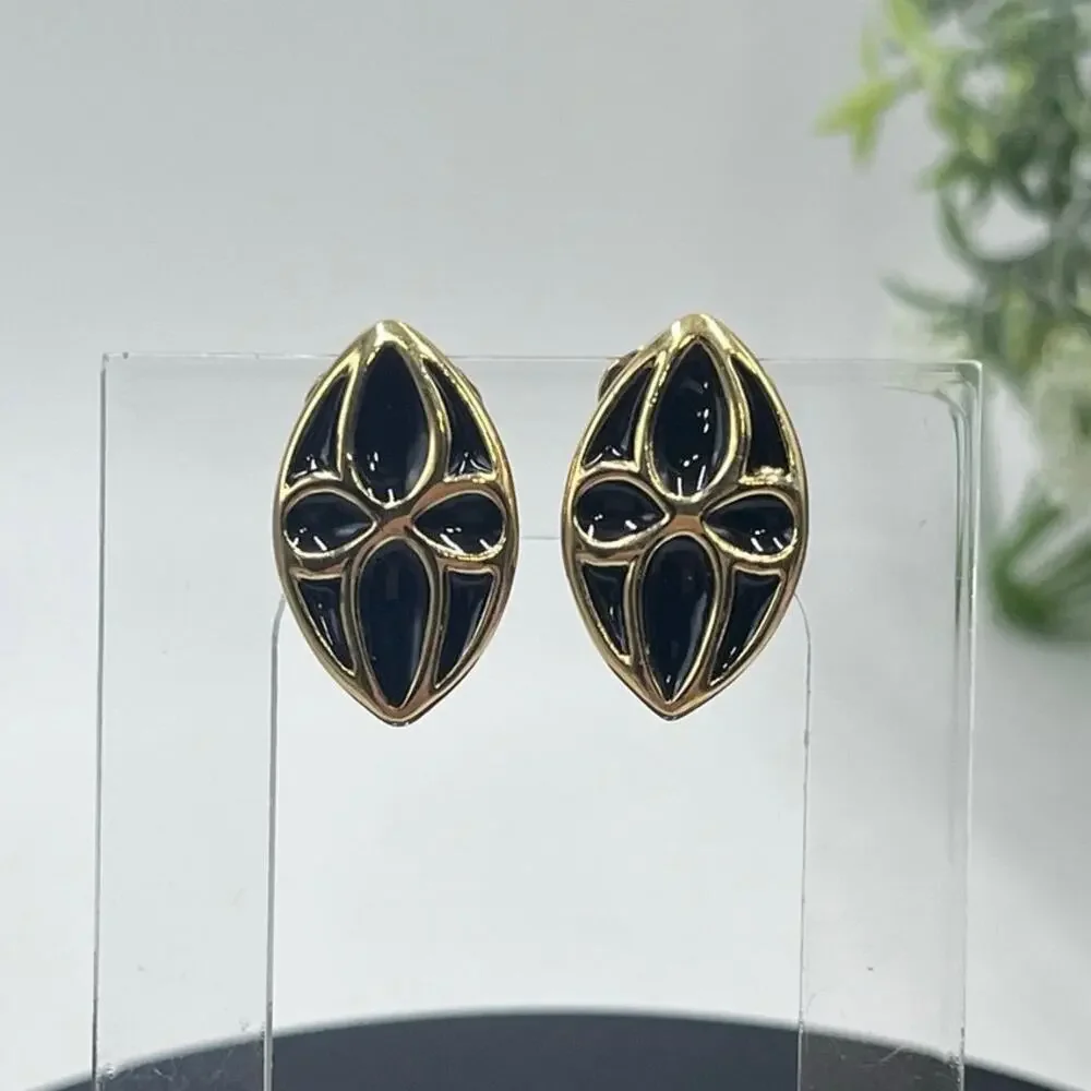 Authenticated Givenchy NY Vintage Black Enamel signed Gold‎ Tone Clip Earrings - Picture 16 of 16